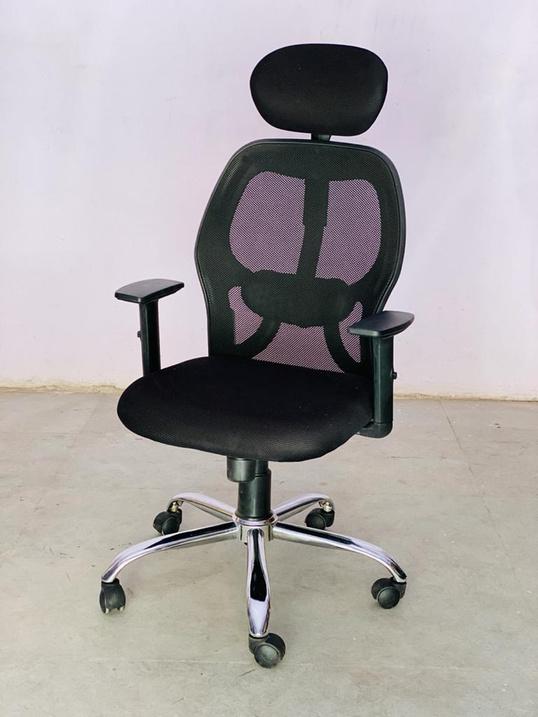 REVOLVING CHAIR 2