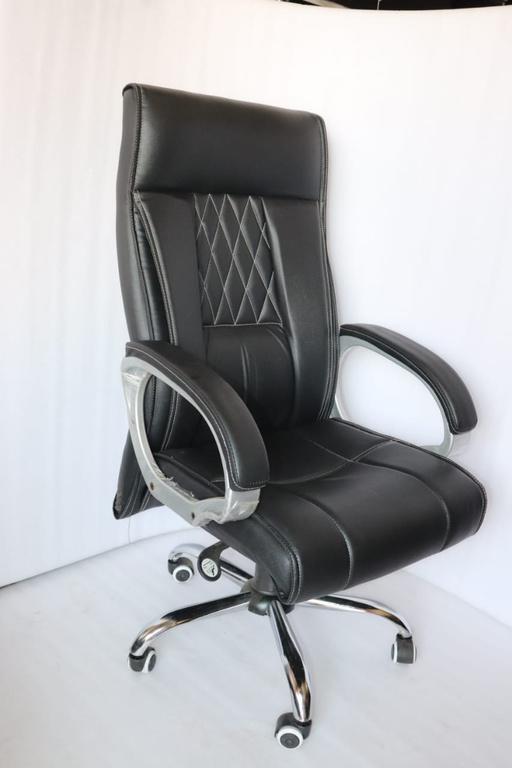 REVOLVING CHAIR 3